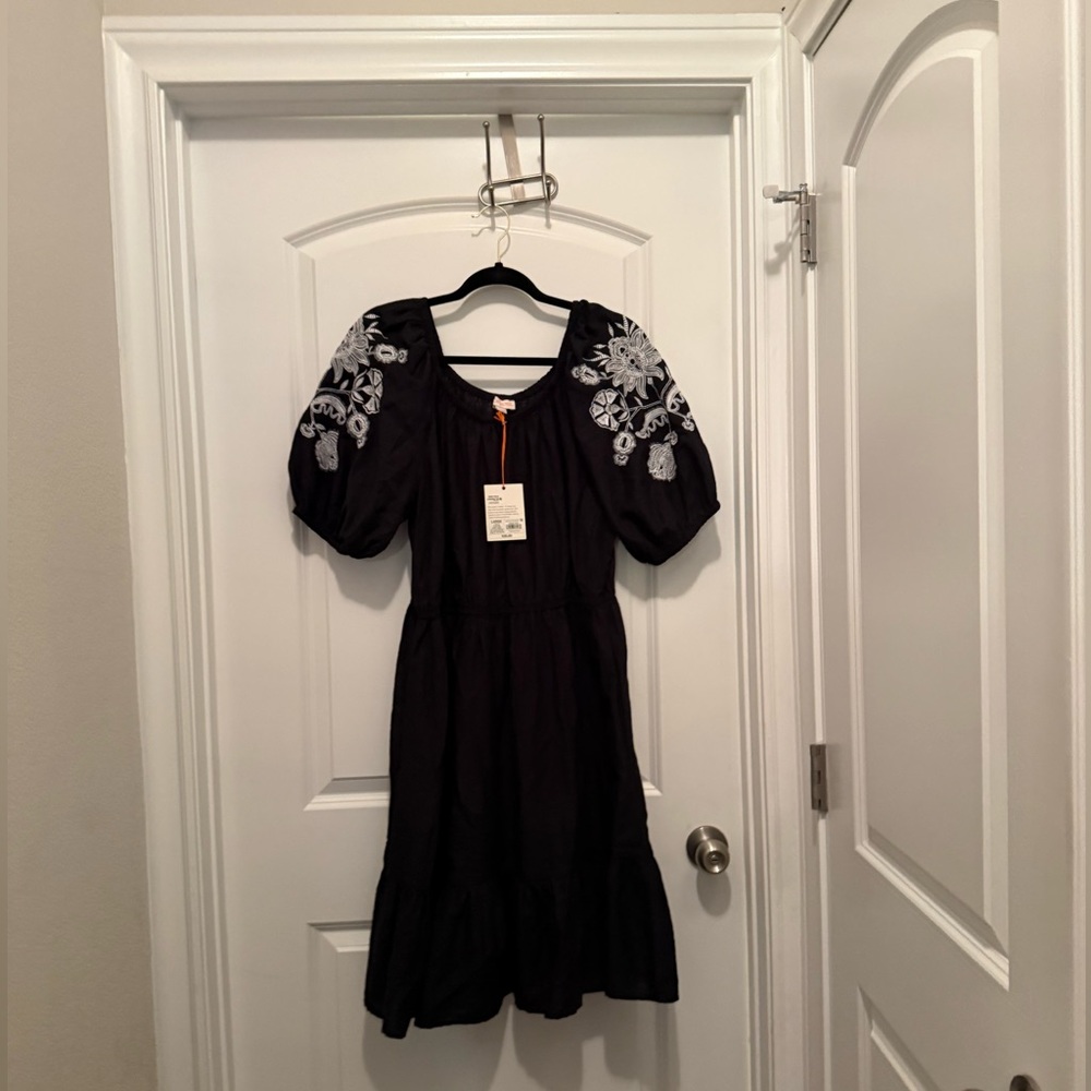 Knox Rose Black Dress